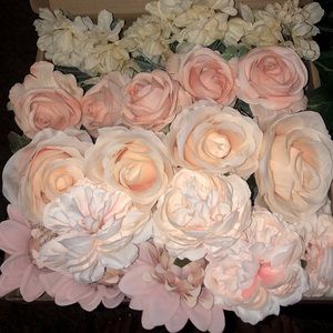 Artificial Flower and Plant Decor